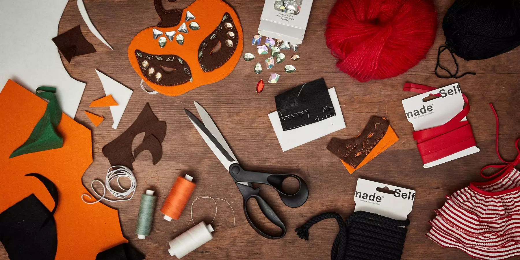 Henbrandt Shop -Henbrandt Shop halloween hero banner 1